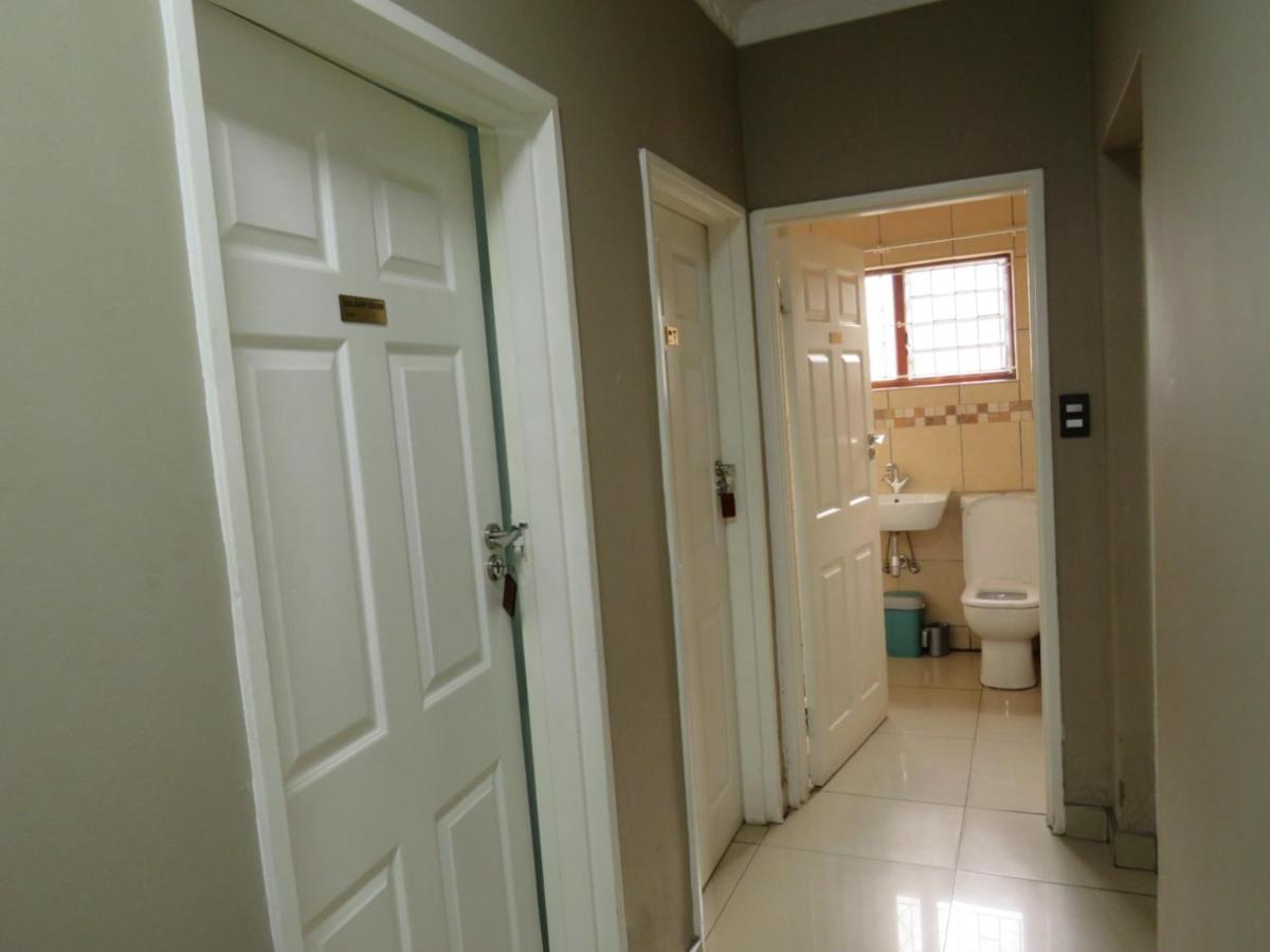 The Musafer Travel Lodge Pietermaritzburg Ngoại thất bức ảnh