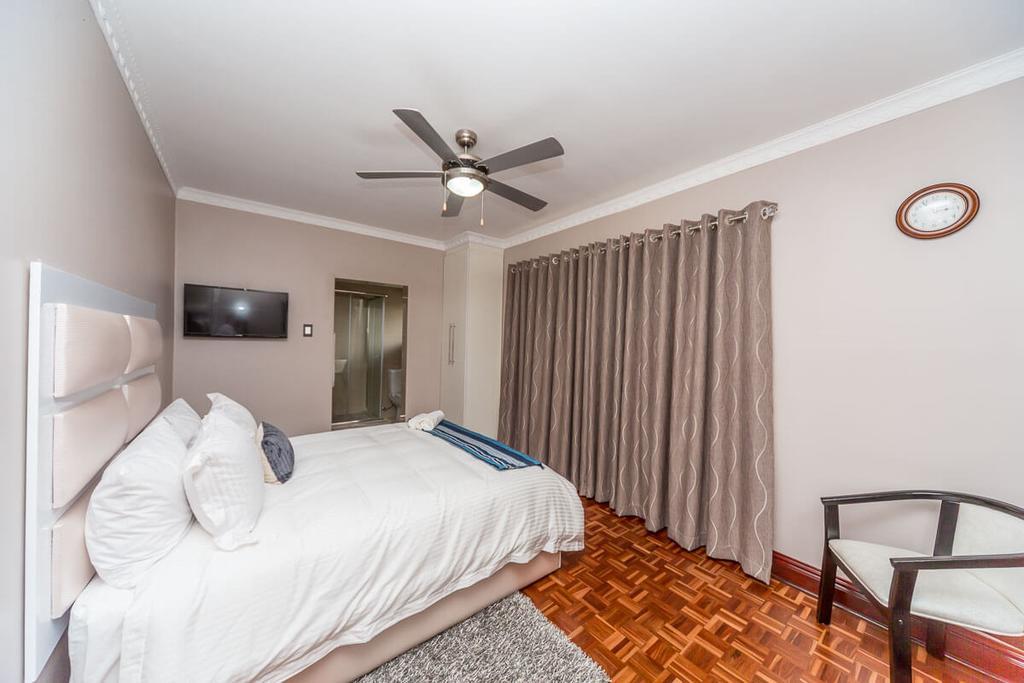 The Musafer Travel Lodge Pietermaritzburg Ngoại thất bức ảnh