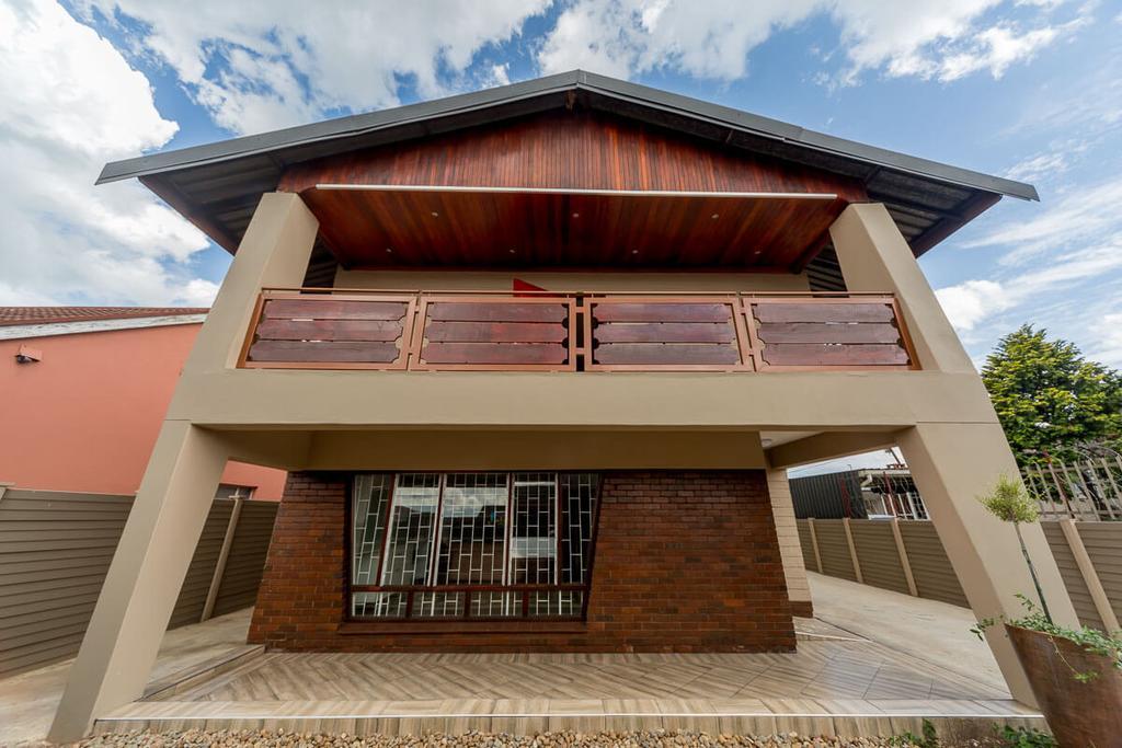The Musafer Travel Lodge Pietermaritzburg Ngoại thất bức ảnh