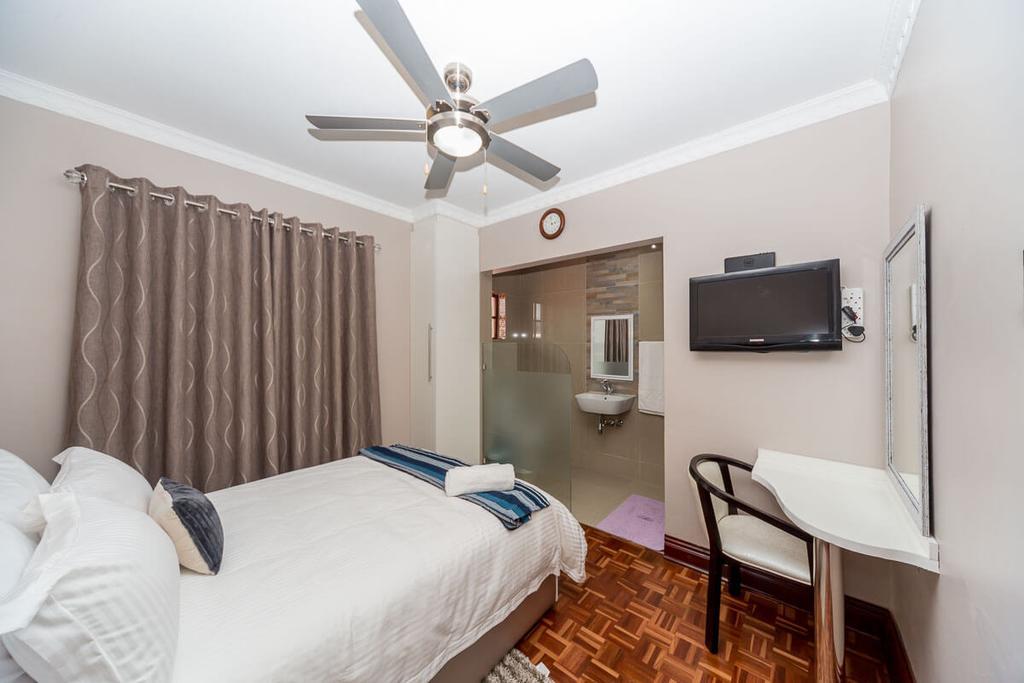 The Musafer Travel Lodge Pietermaritzburg Ngoại thất bức ảnh
